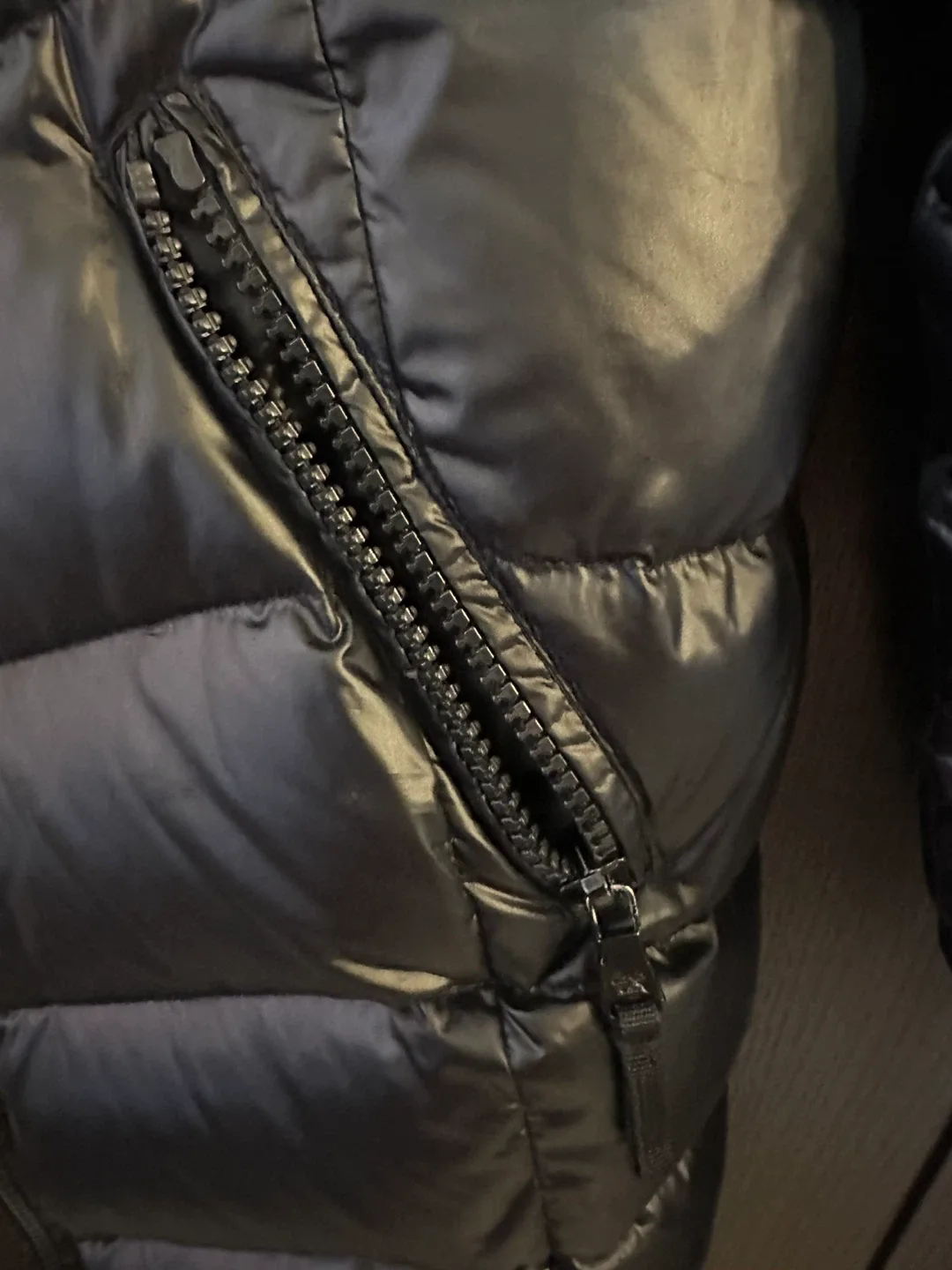 Calvin Klein Puffer Jacket - Size L image indicator(3)