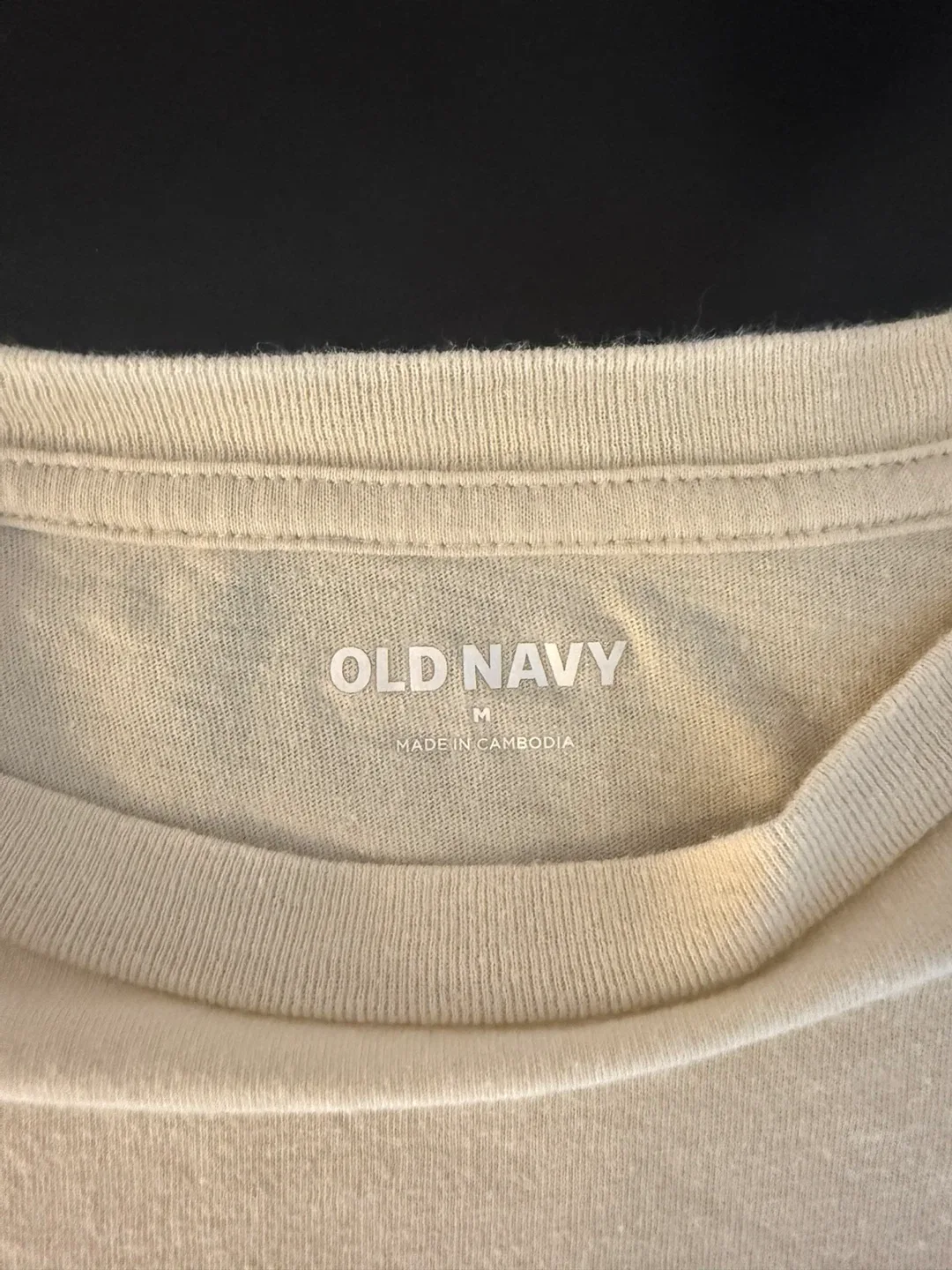 Old Navy Cream Top - Size M image indicator(2)