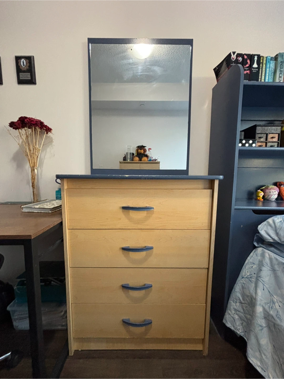 4 Drawer Wood Dresser with Mirror