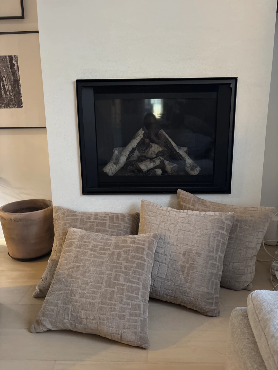 Decorative cushions