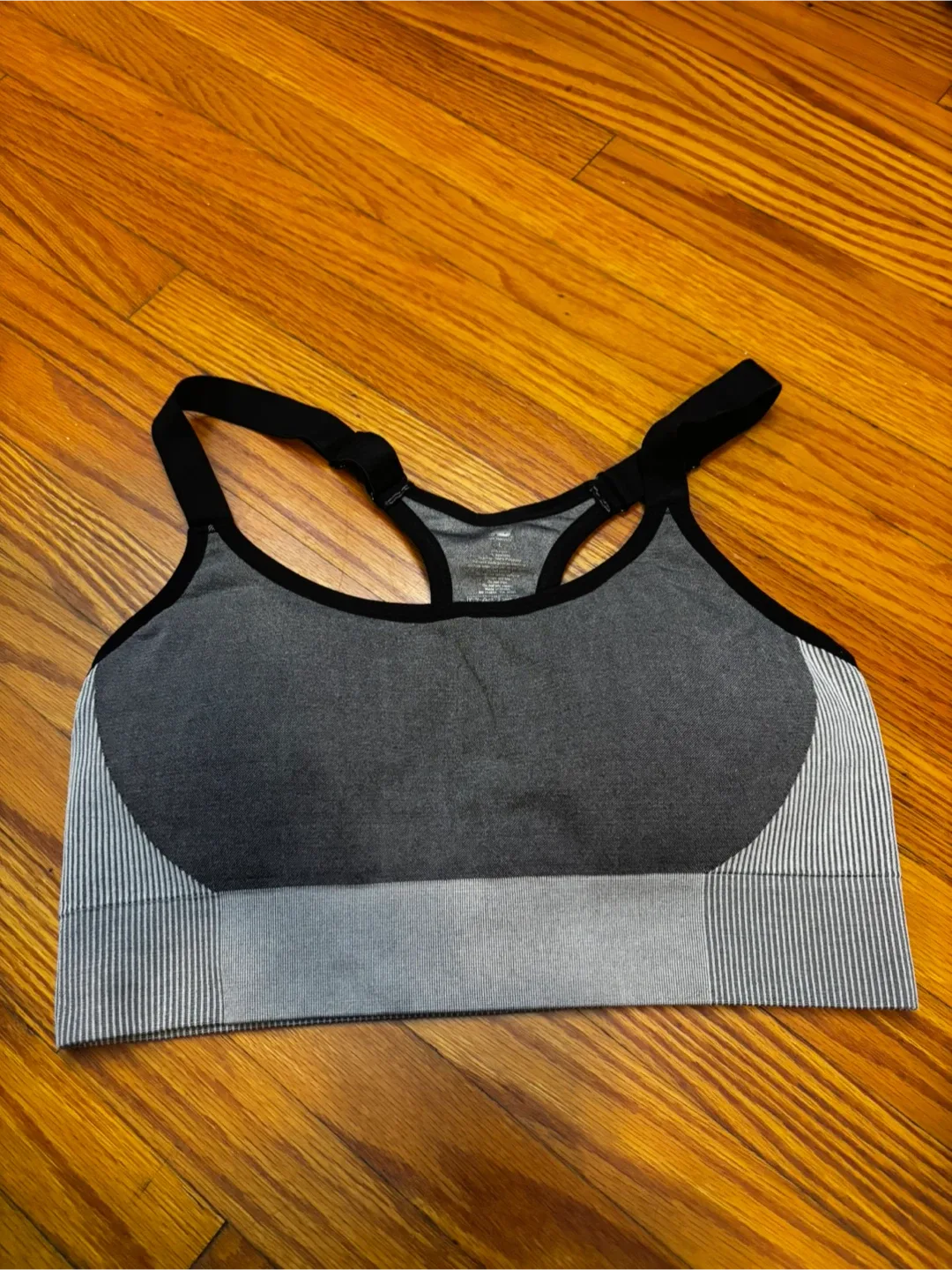 New Balance Sports Bra - Size M