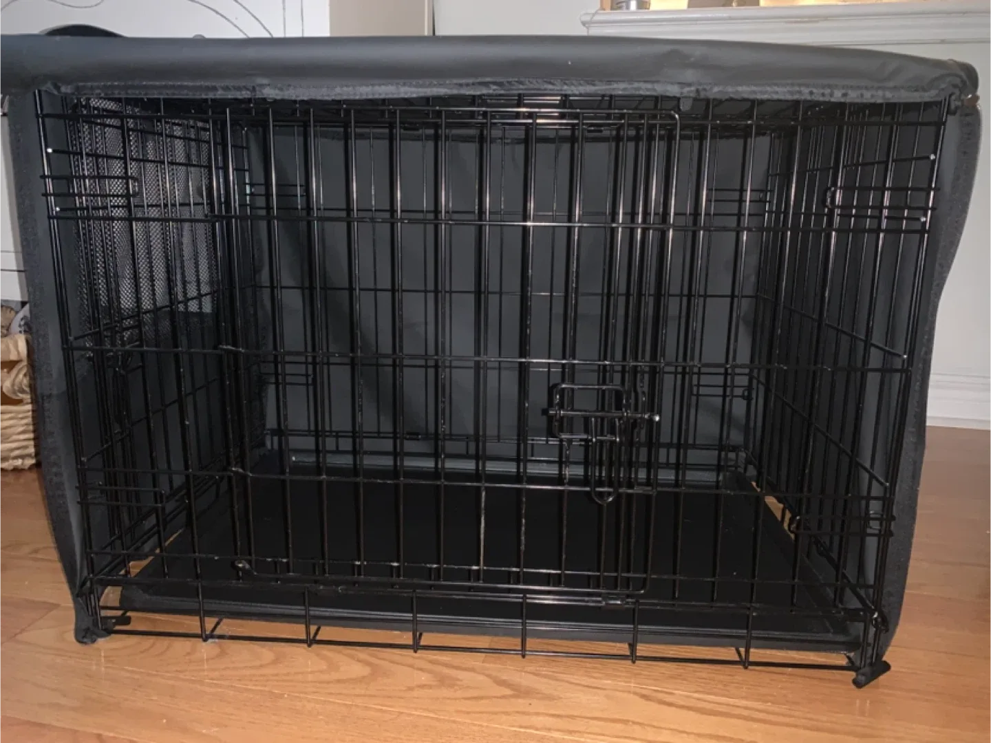 Top Paw 30" Folding Double-Door Dog Crate - Medium image indicator(3)