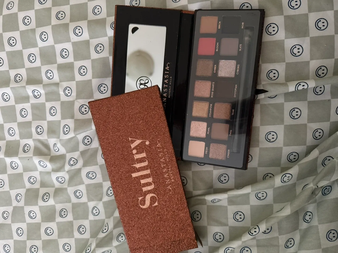 Anastasia Beverly Hills Sultry Eyeshadow Palette