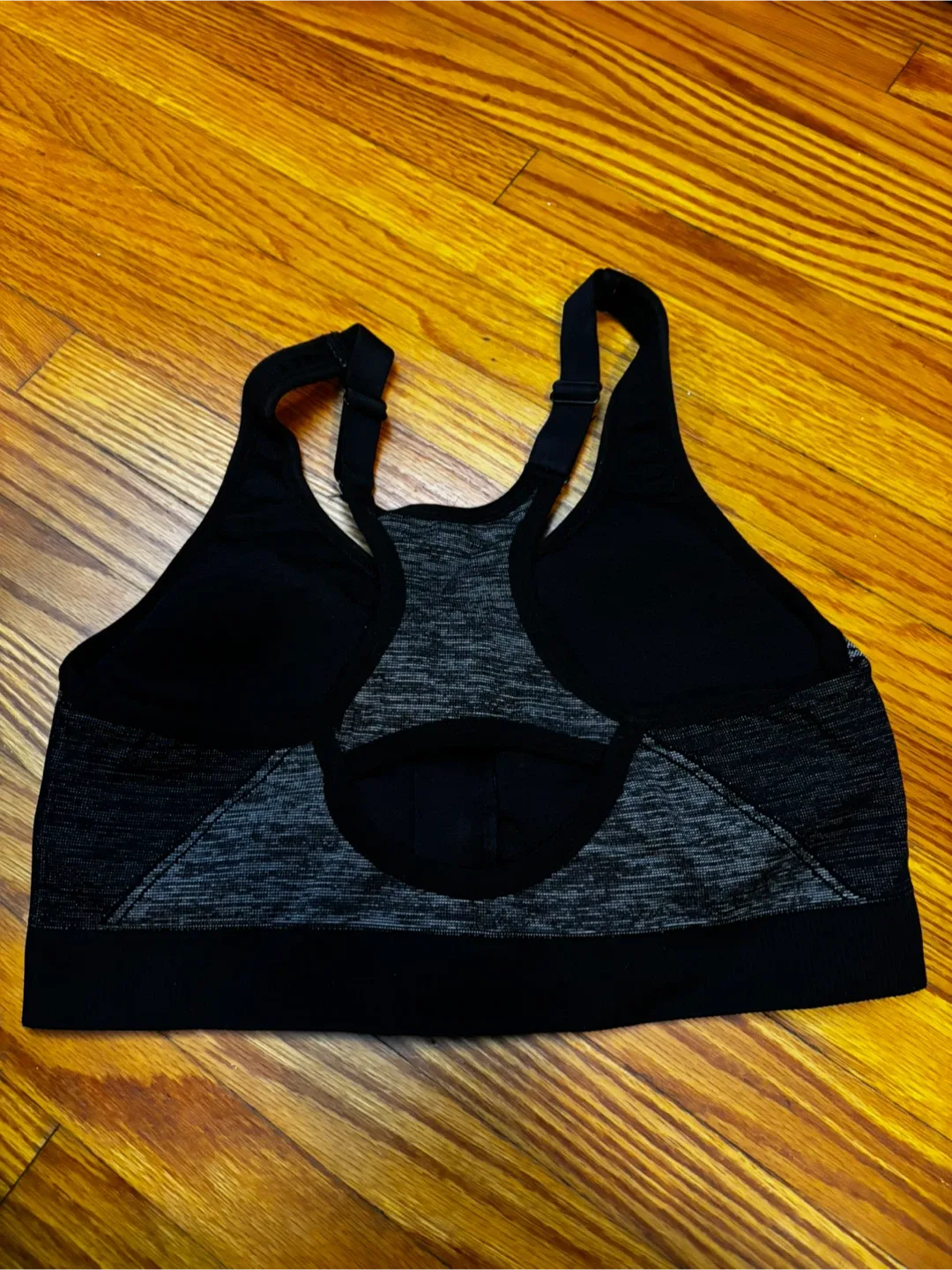 New Balance Sports Bra - Size L image indicator(3)