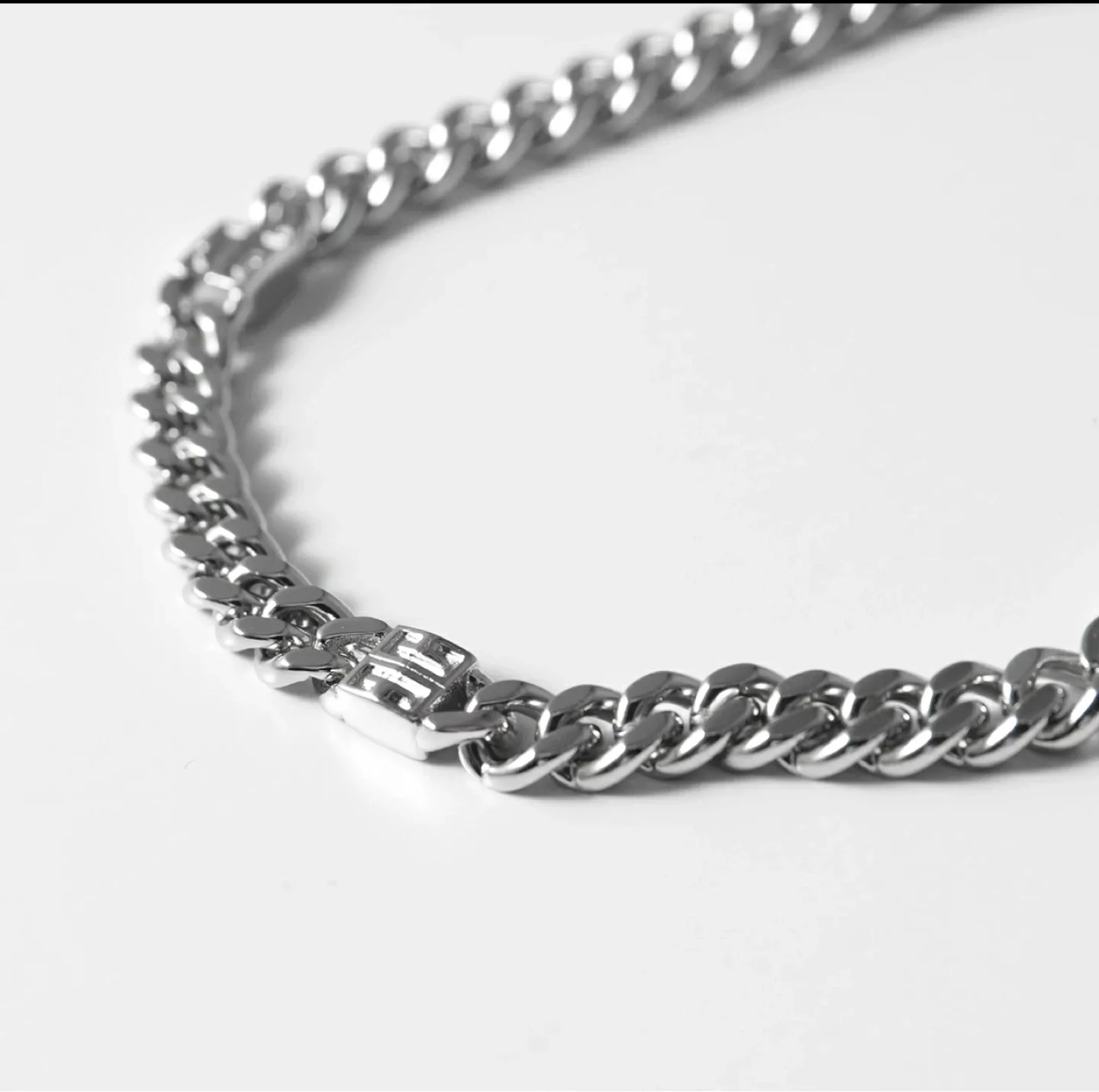 Givenchy Silver-Tone Curb Chain Bracelet image indicator(2)