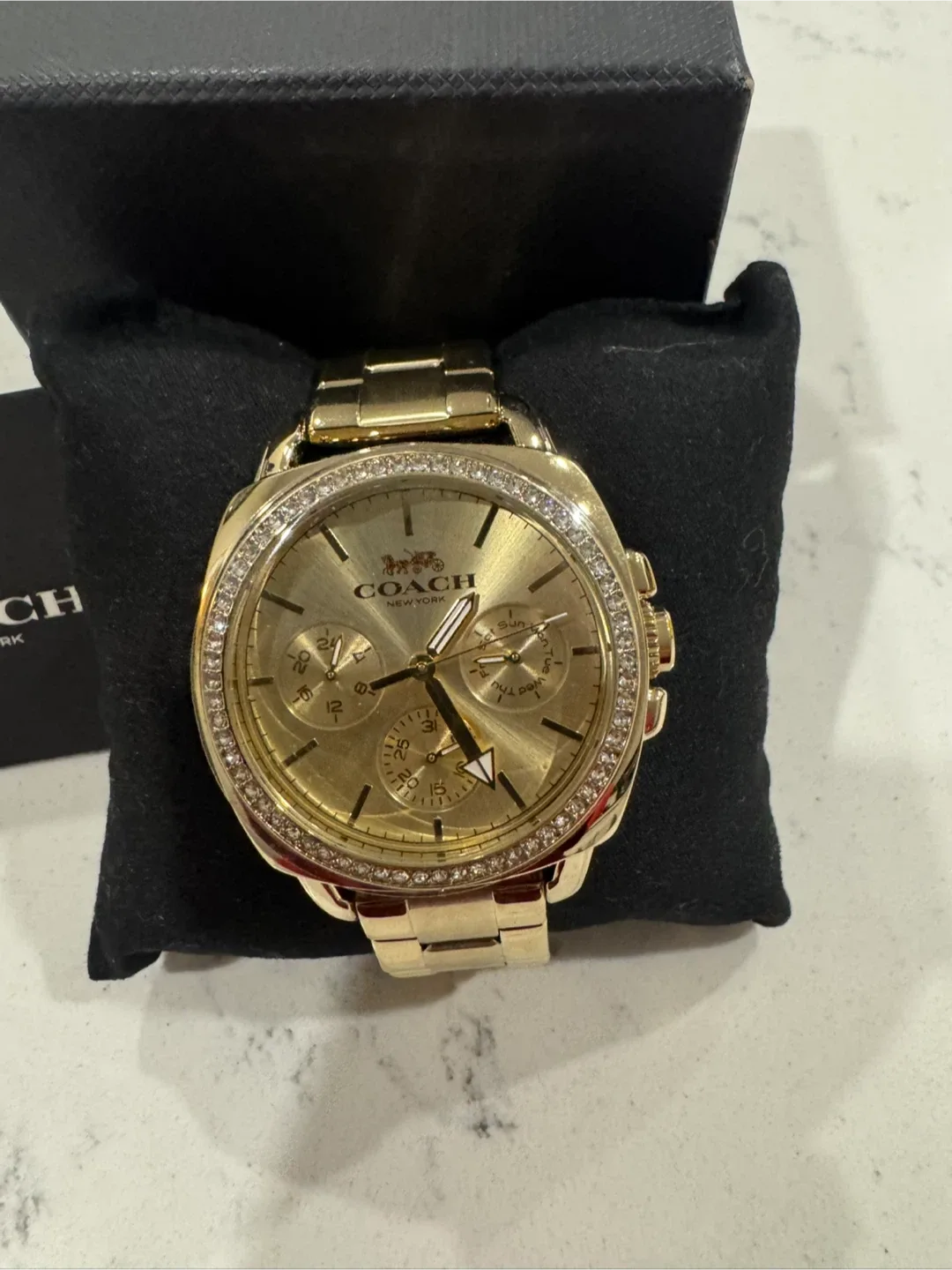 Coach Gold Women's Watch image indicator(2)