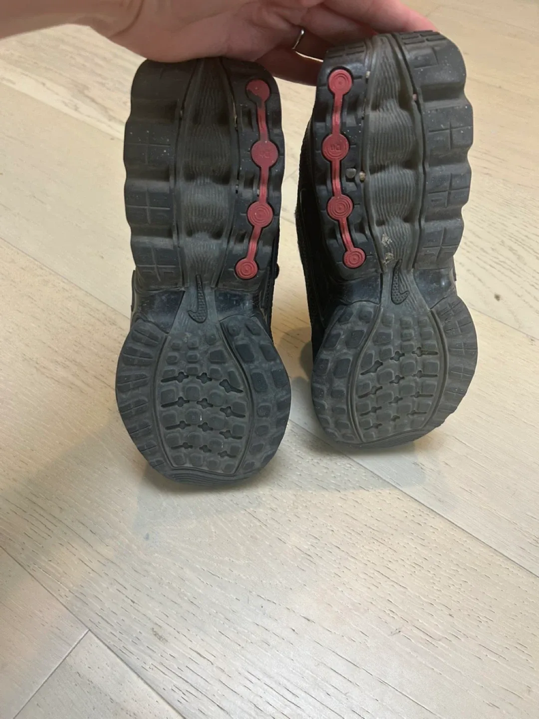 Nike Air Max Shoes - Black image indicator(4)