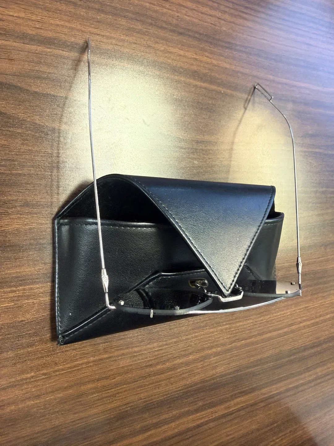 Sleek Rimless Metal Sunglasses — Excellent Condition + Case image indicator(5)