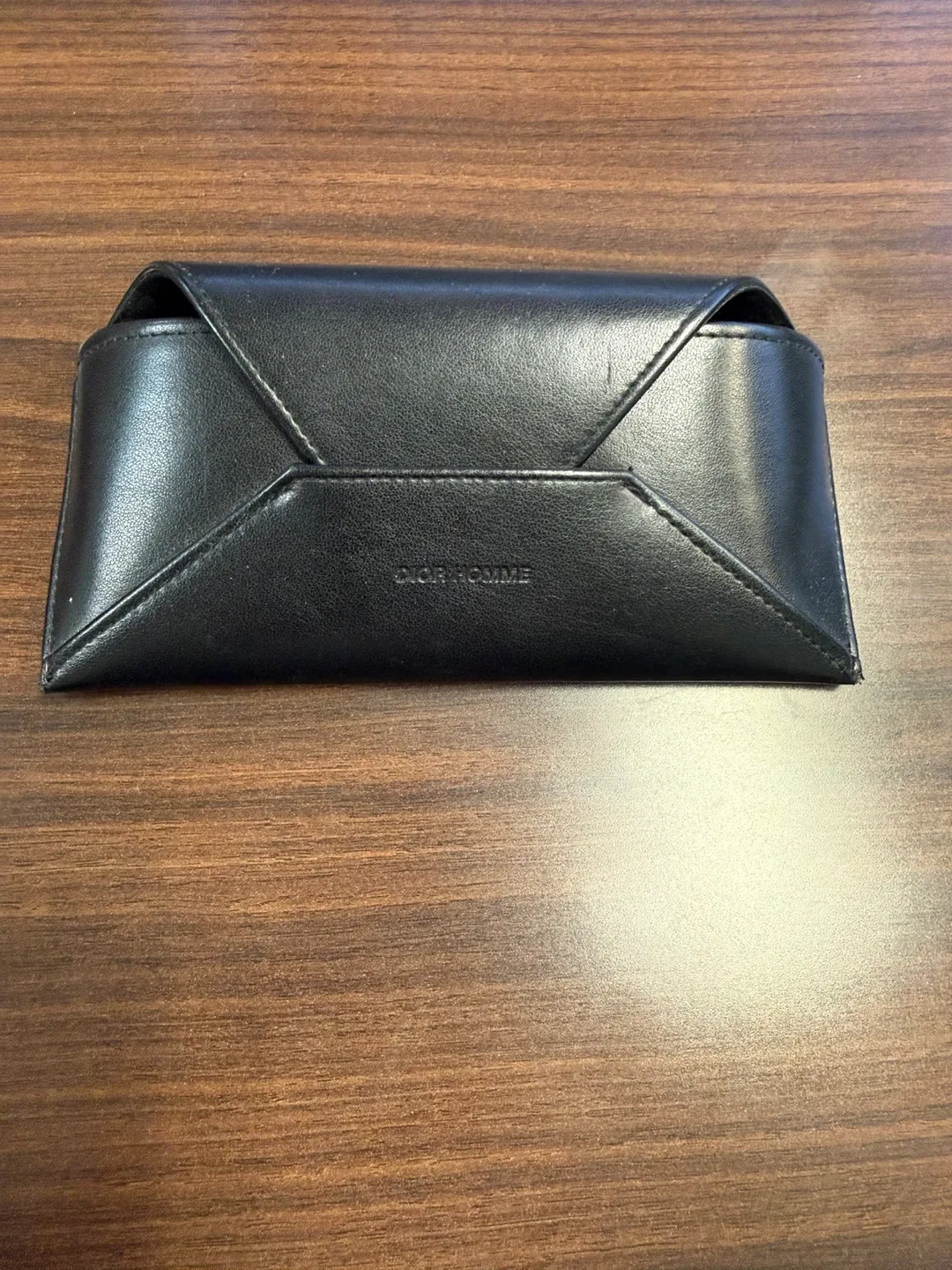 Sleek Rimless Metal Sunglasses — Excellent Condition + Case image indicator(2)