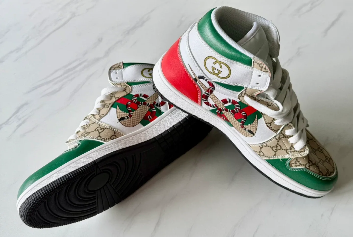Gucci High-Top Sneakers - Green, Red, Beige