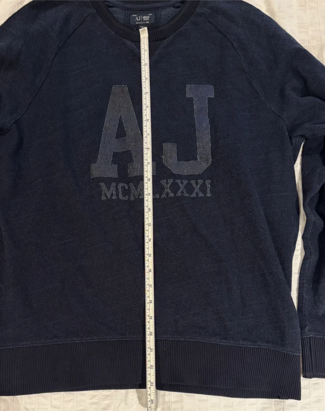 Armani Jeans AJ Men’s Medium Sweatshirt image indicator(5)