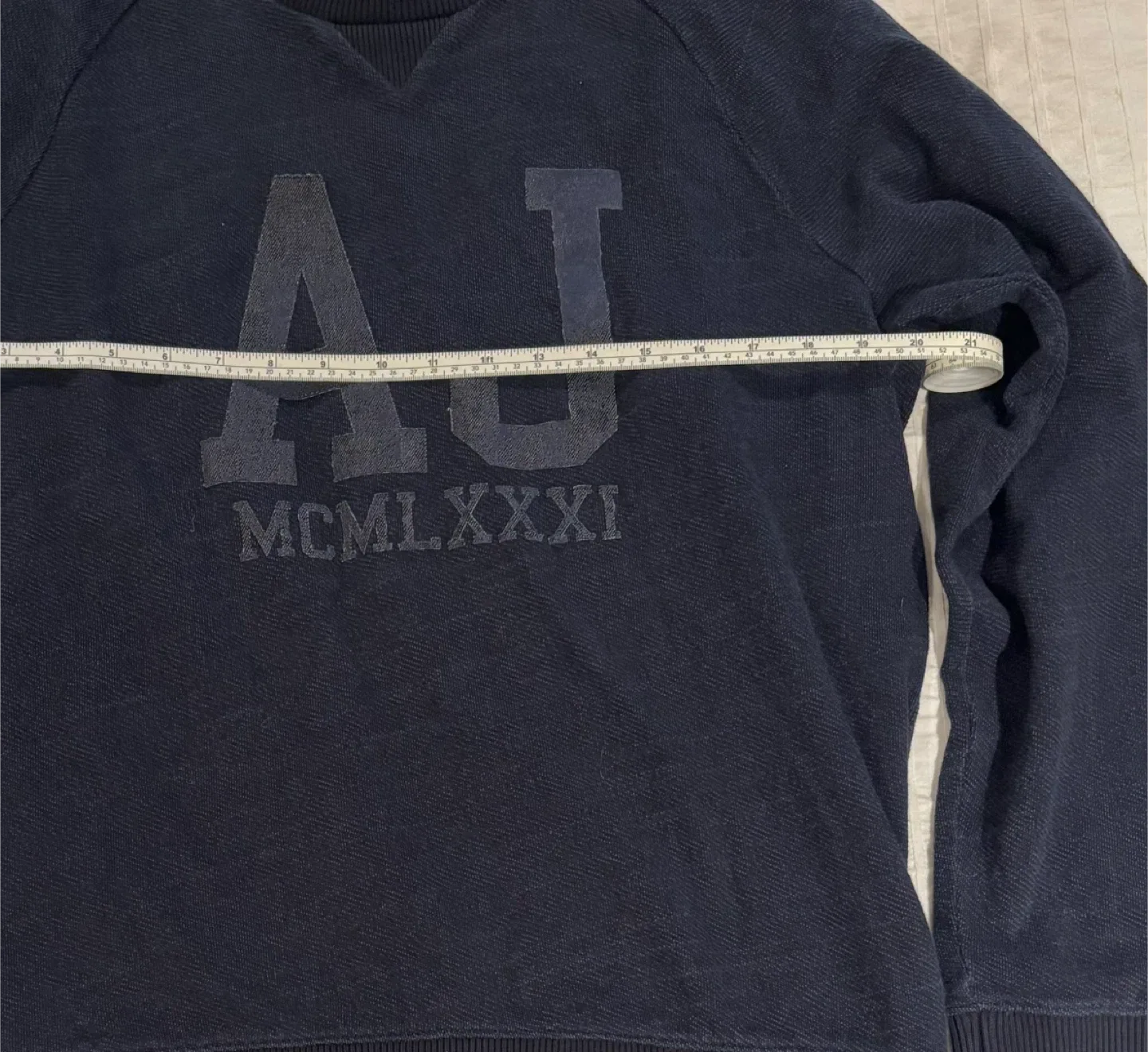Armani Jeans AJ Men’s Medium Sweatshirt image indicator(6)