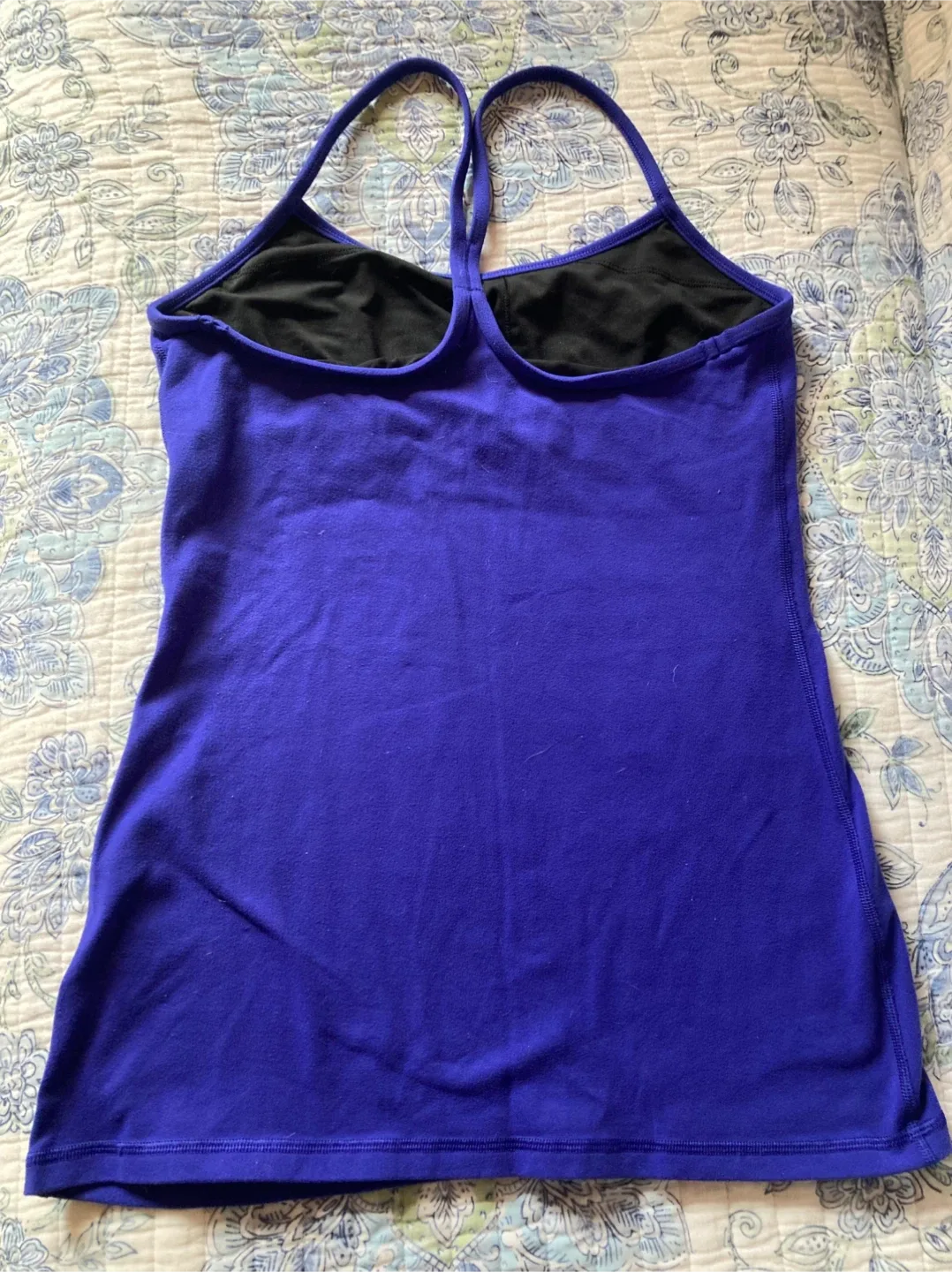 Two Lululemon Fitted Yoga Tops M image indicator(2)