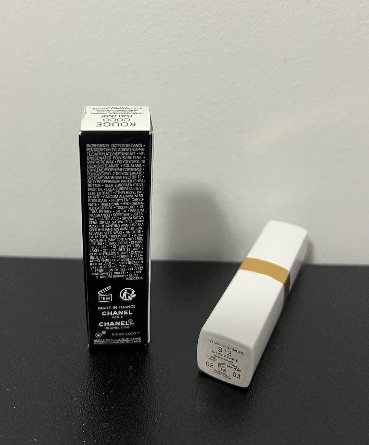 Chanel Hydrating Tinted Lip Balm image indicator(2)