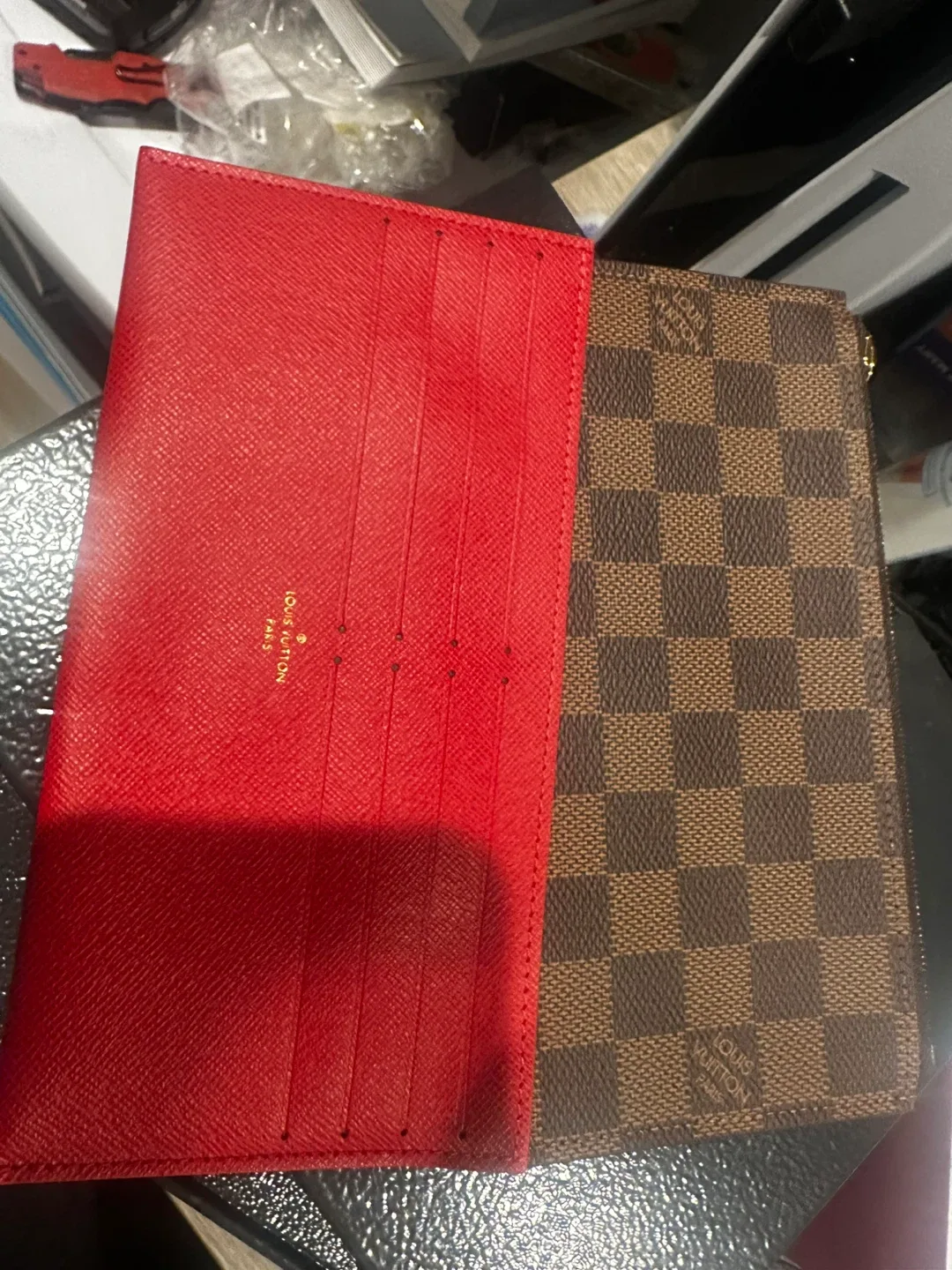 Louis Vuitton Wallet Insert image indicator(2)