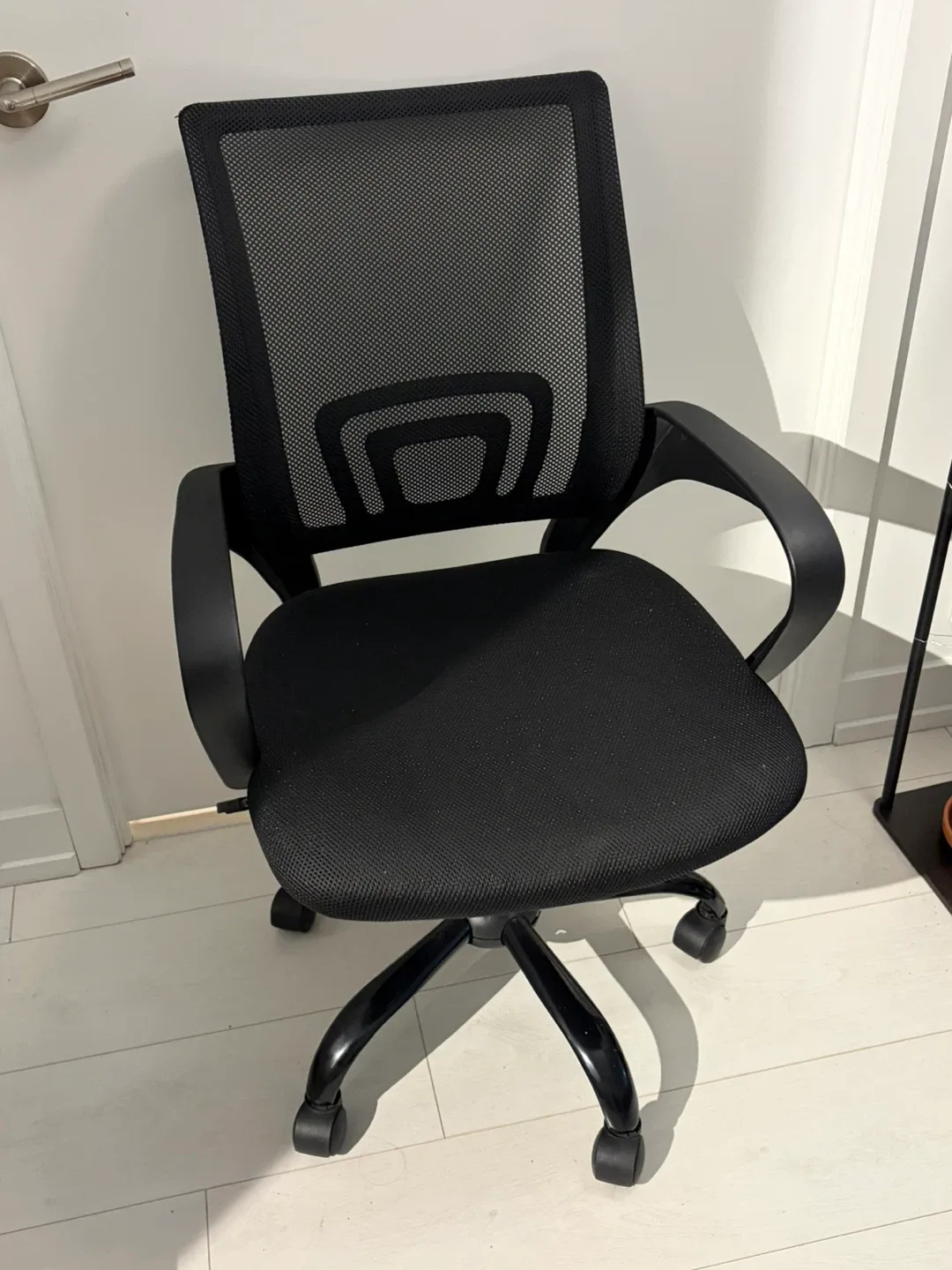 Black Mesh Office Chair
