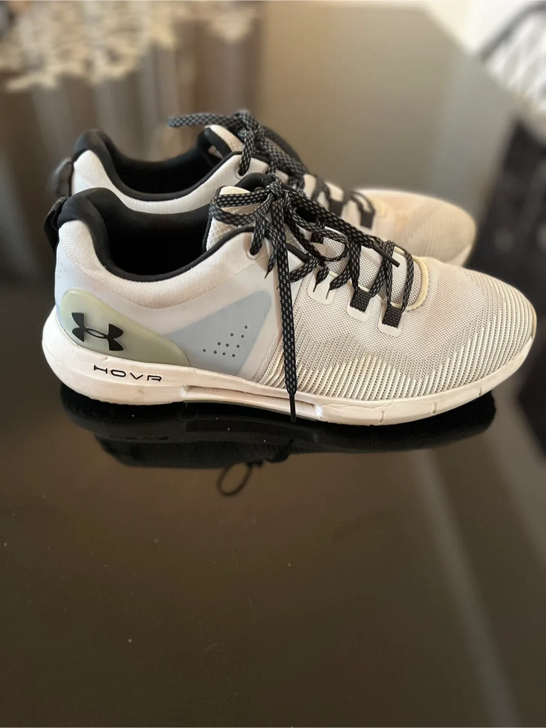 Under Armour HOVR Train image indicator(3)