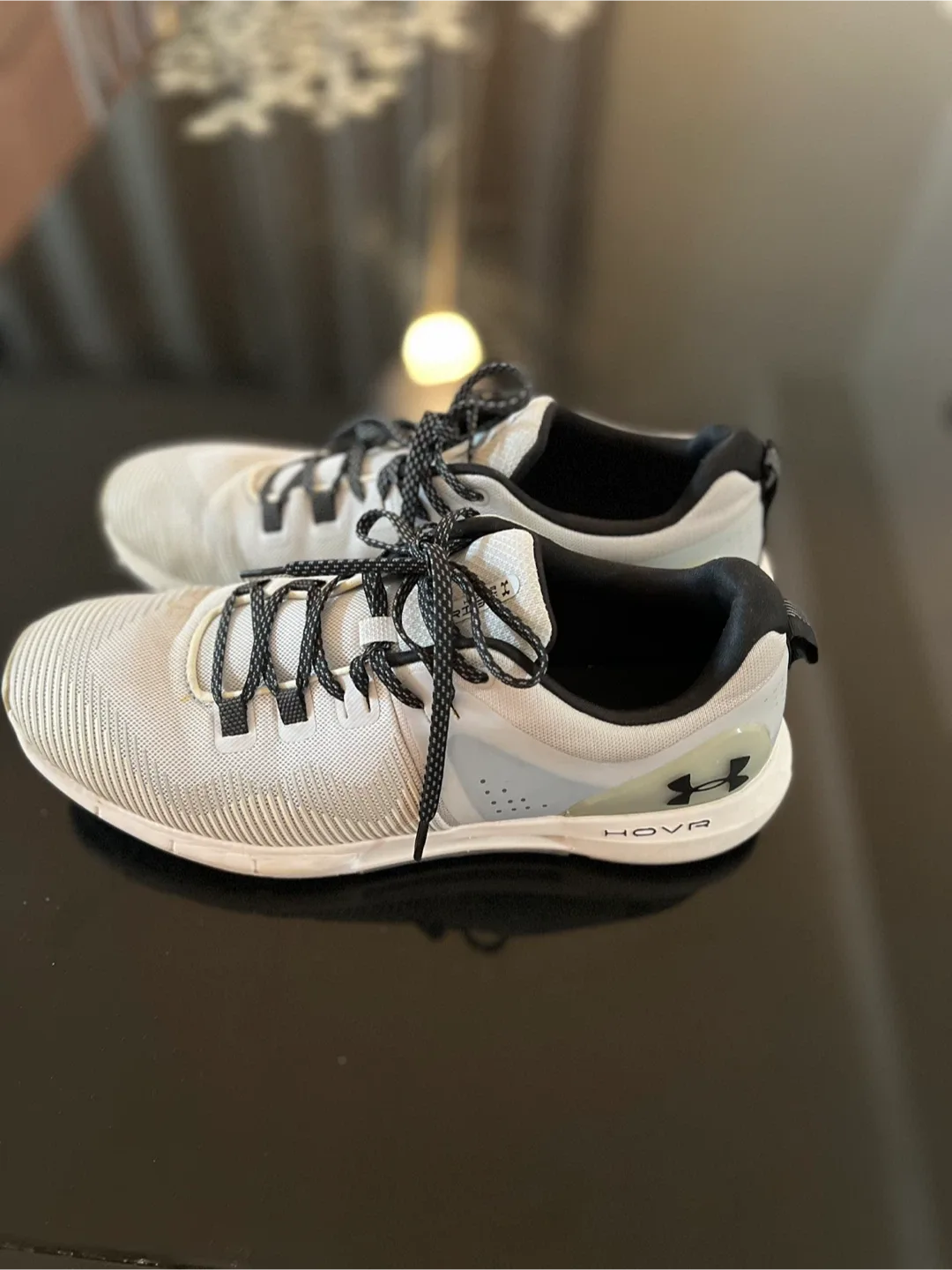 Under Armour HOVR Train image indicator(2)