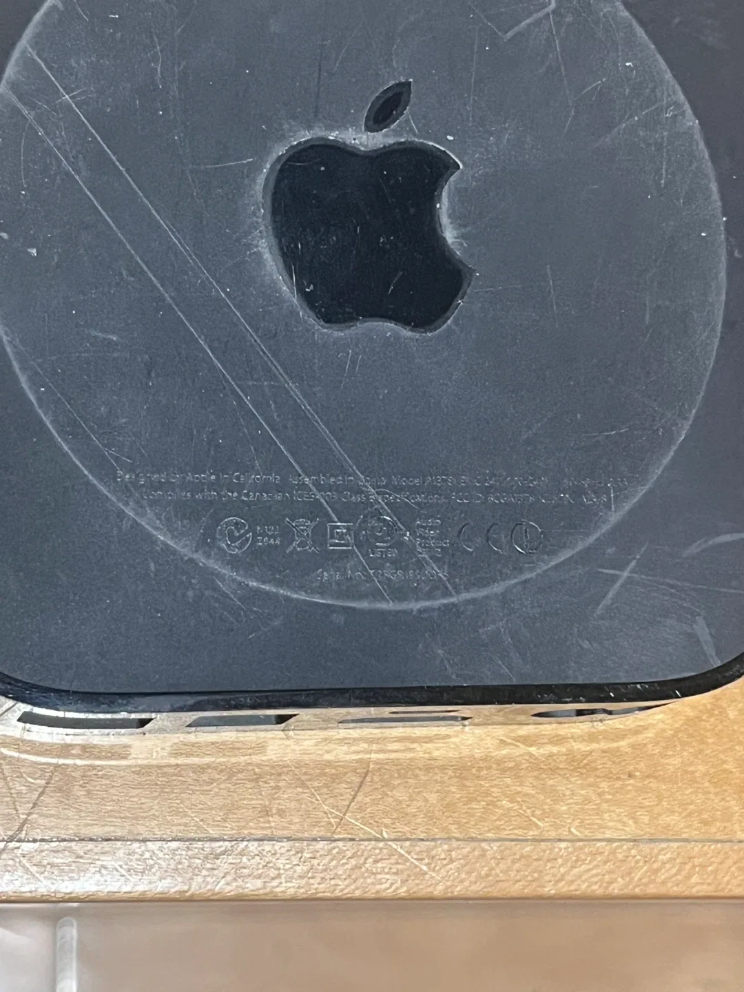 Apple TV A1378 (2nd Generation) image indicator(4)