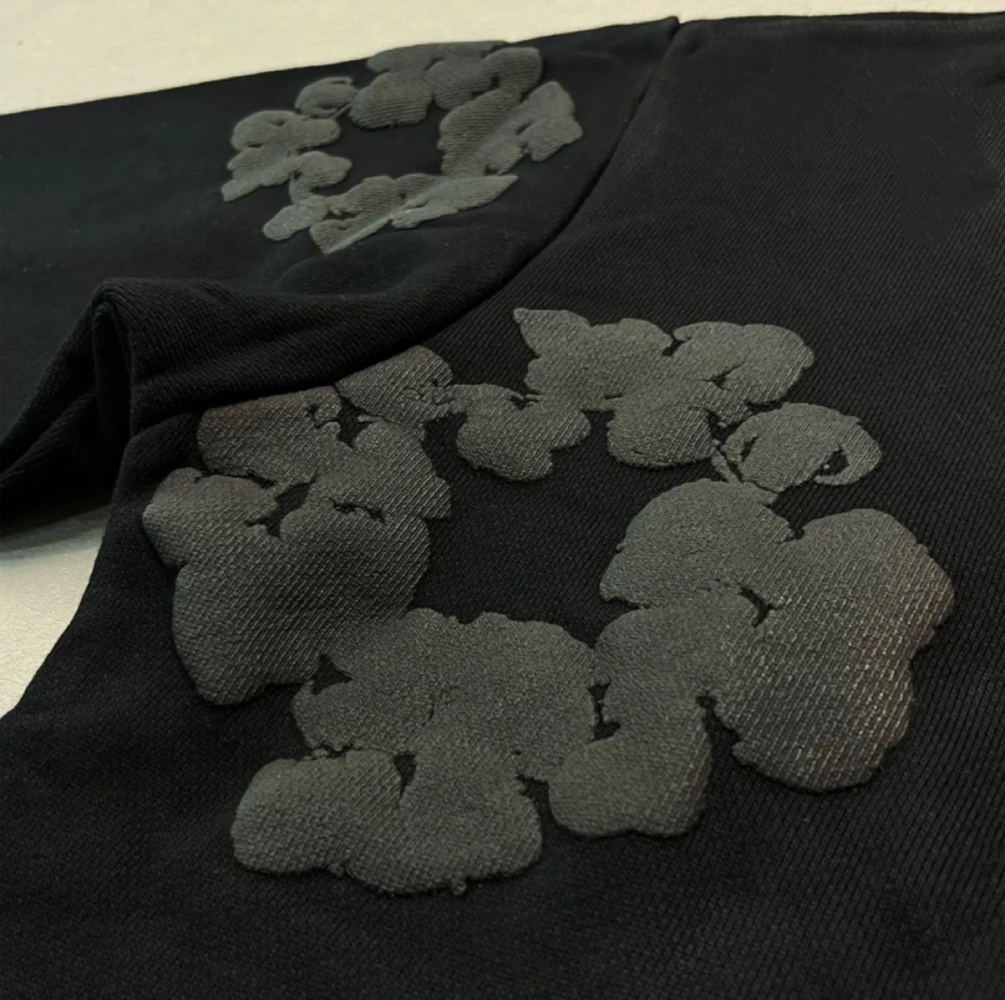 Full Black Denim Tears Hoodie Size M image indicator(3)