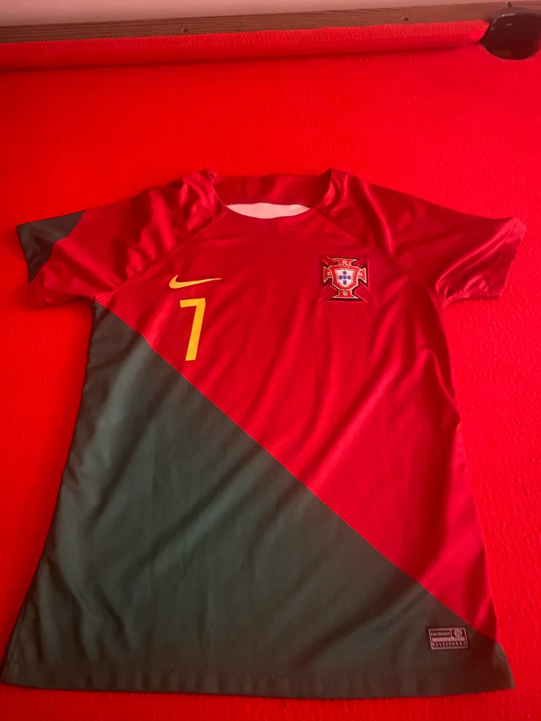*GIVE OFFERS Nike Dri-FIT Ronaldo #7 Portugal Jersey - Size M