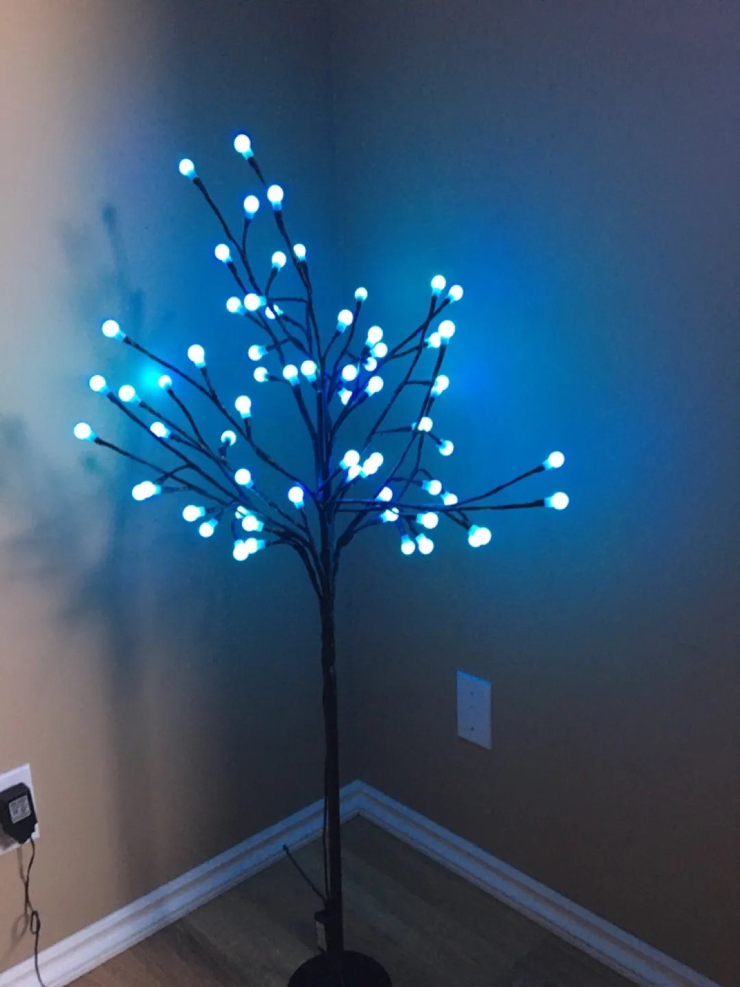 LED Birch Tree Lamp - Colour Changing image indicator(2)