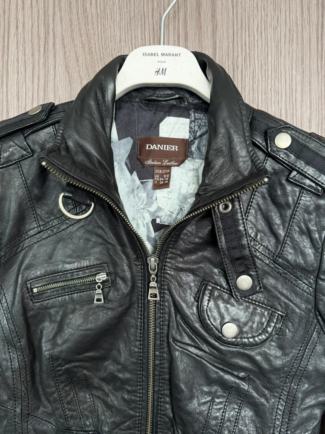 Danier Italian Leather Jacket - Size 2XS/2TP image indicator(2)