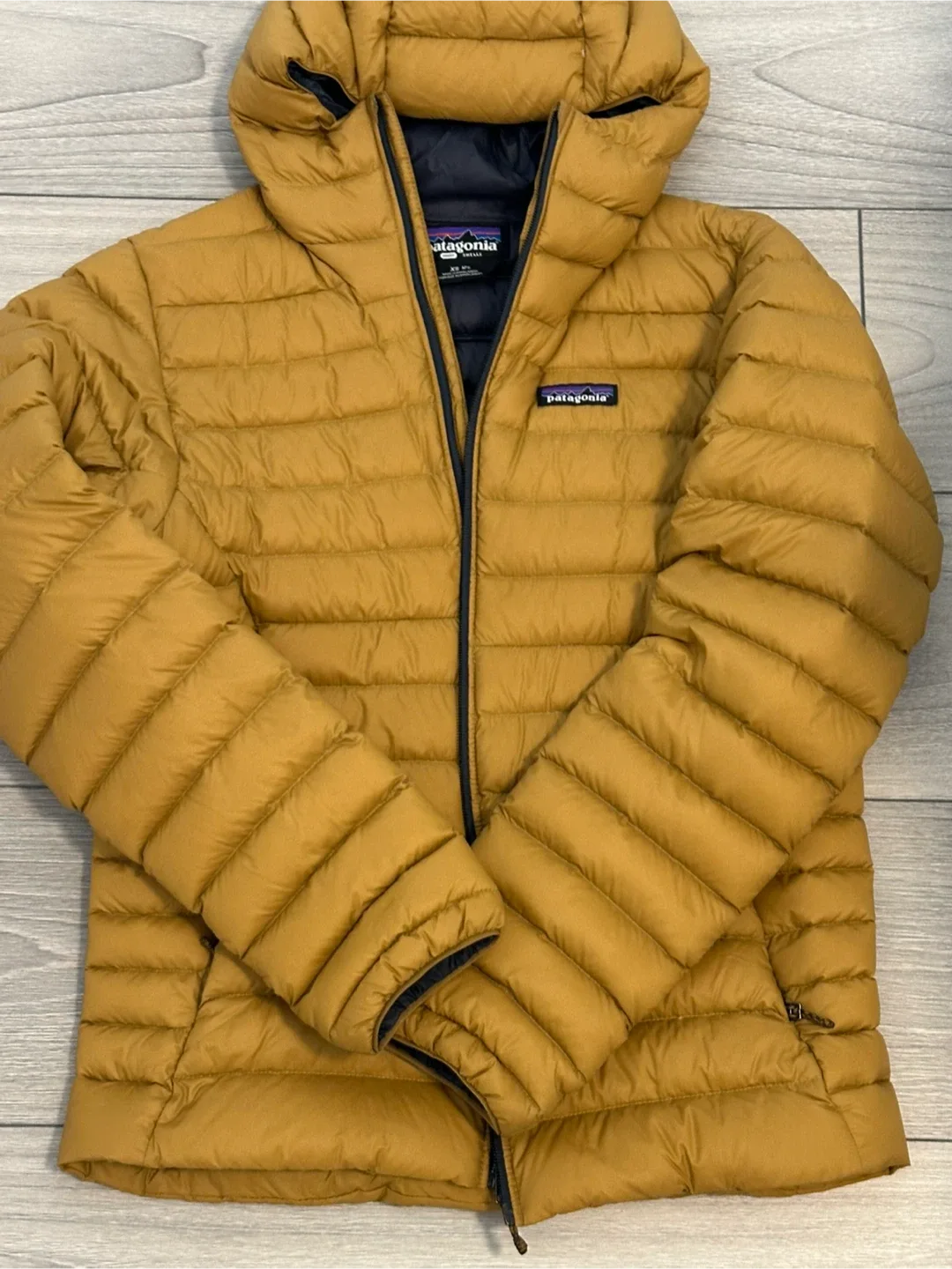 Patagonia mens xs downjacket