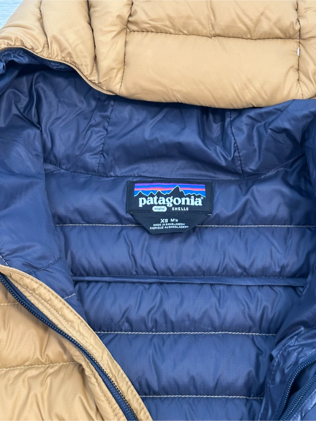 Patagonia mens xs downjacket - photo 2
