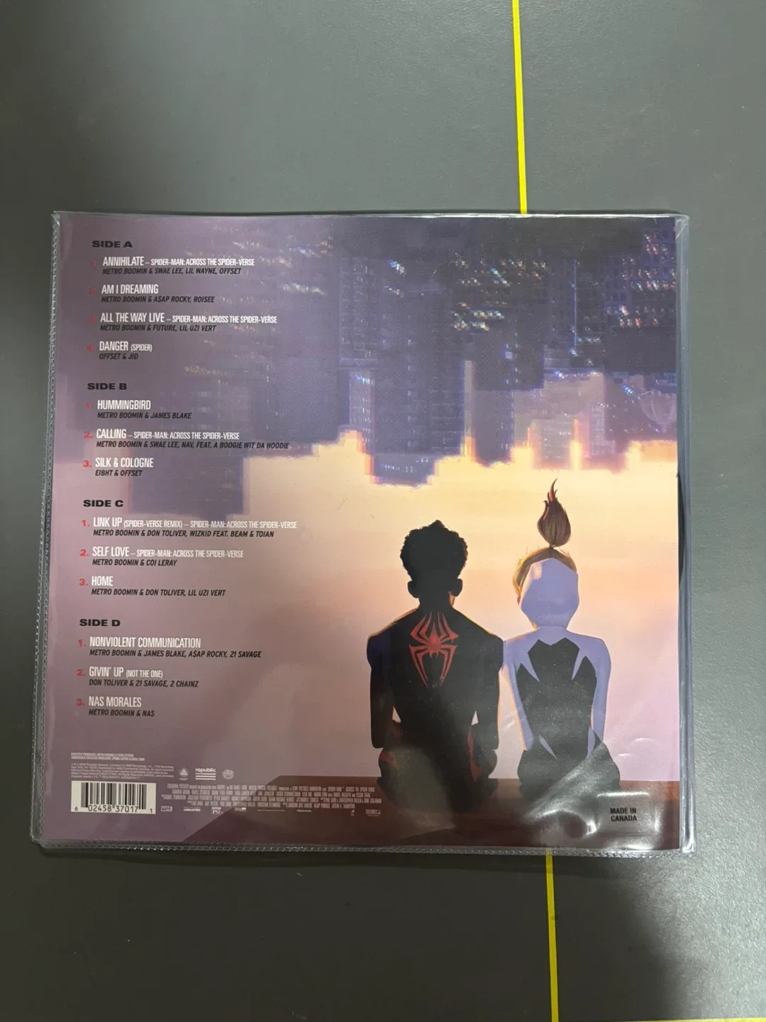 Spider-Man: Across the Spider-Verse Vinyl image indicator(3)