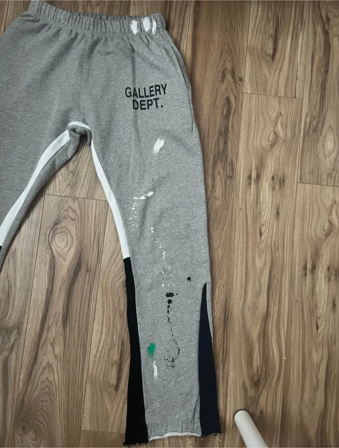 Gallery Dept. Grey Sweatpants image indicator(2)