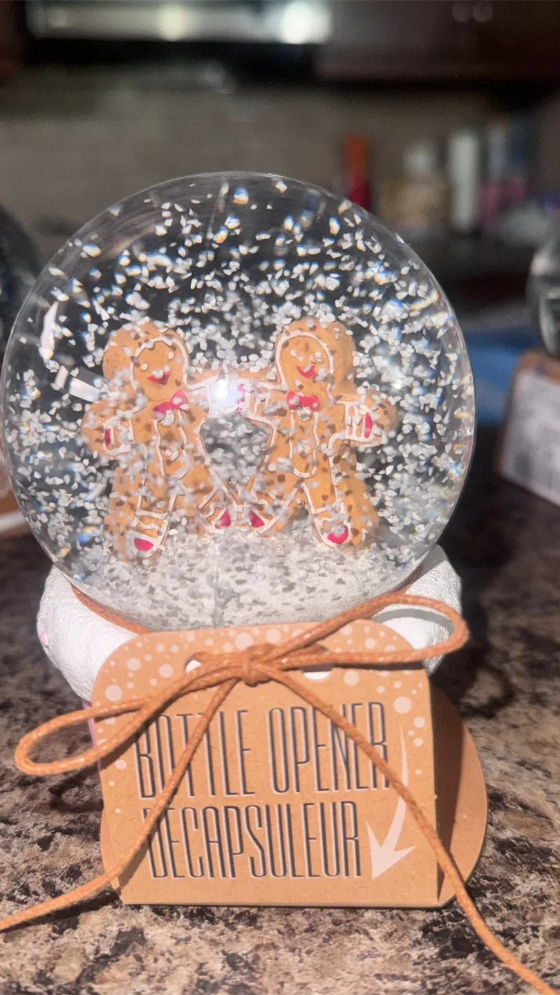 Snow Globe Assortment image indicator(3)