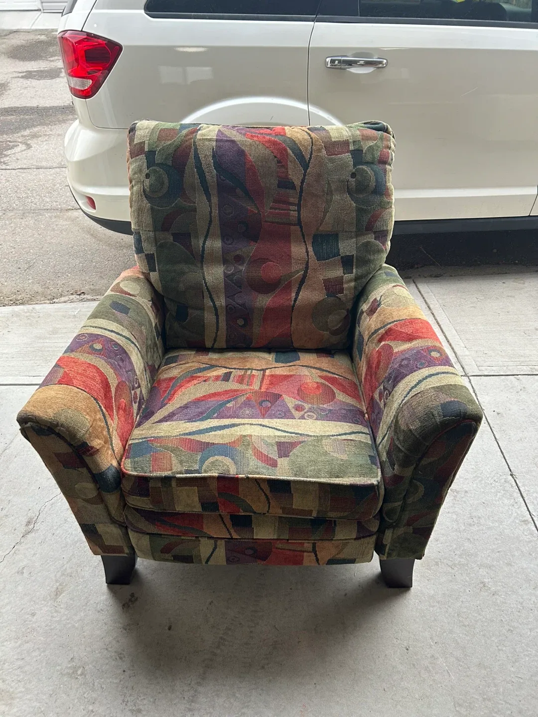 La-Z-Boy Armchair - Stylish Accent Chair