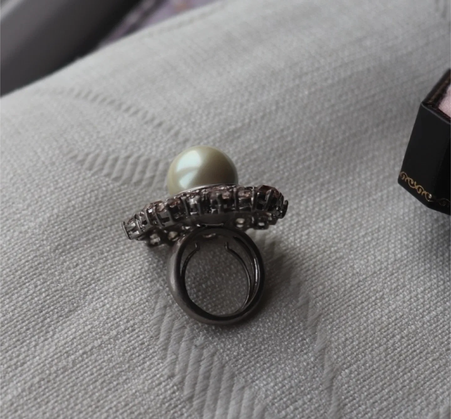 Juicy Couture Pearl Ring with Box image indicator(3)