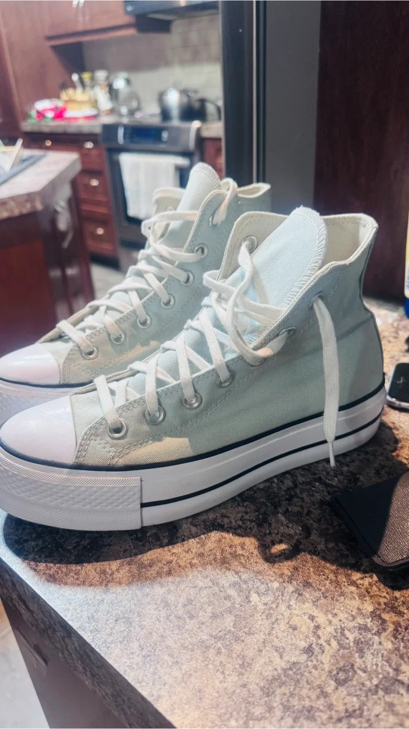 Converse Chuck Taylor All Star Lift High Top - Size 5.5