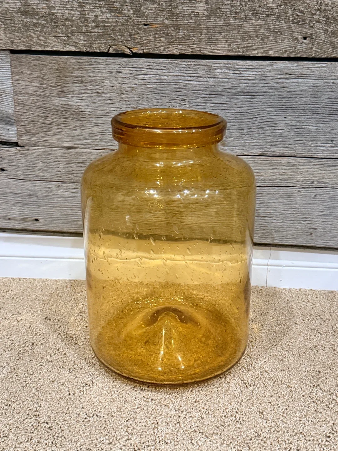 Elegant 8” x 12” Gold & Clear Decorative Vase image indicator(3)