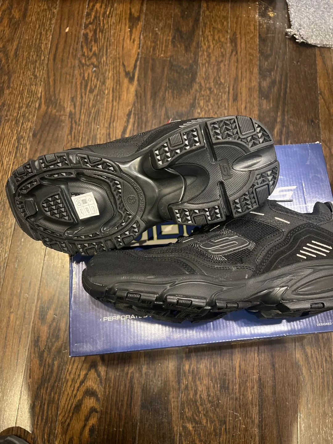 Skechers Wide Fit Air-Cooled Memory Foam Shoes image indicator(3)