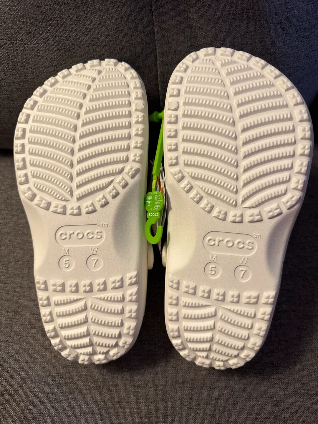 Crocs Mellow Recovery Clog - Women's 7 / Men's 5 image indicator(3)