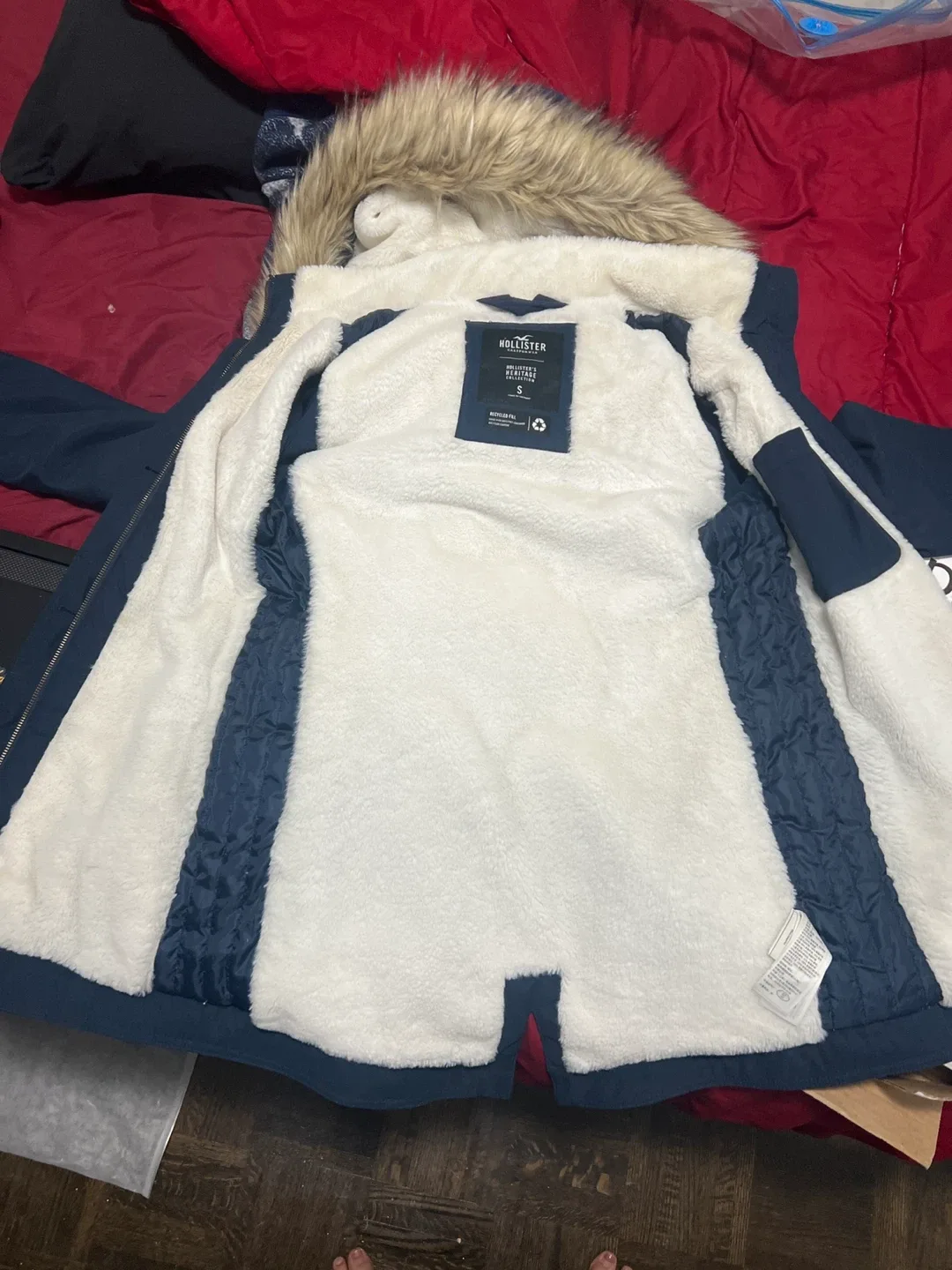 Hollister Navy Winter Parka image indicator(2)