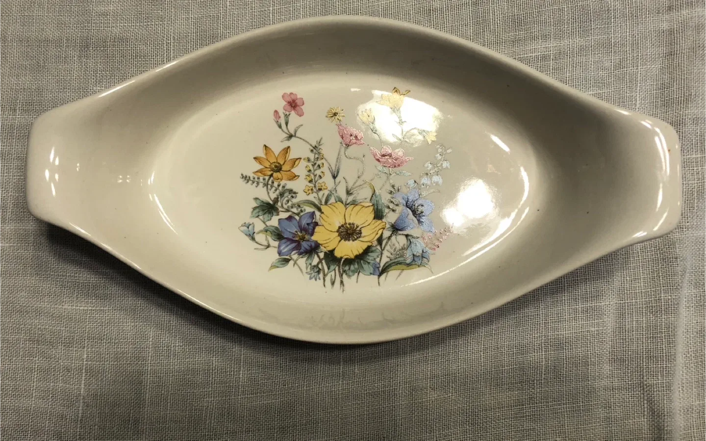 Glassware, china, decorative plates image indicator(3)