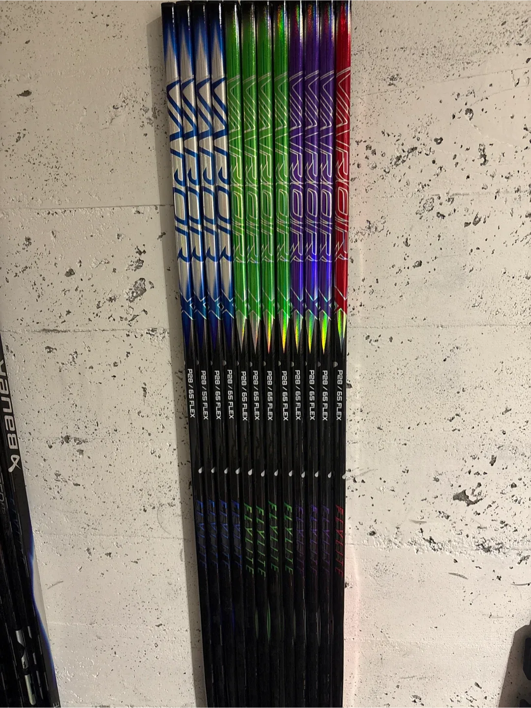 Bauer Flylite Hockey Sticks, P28/65 Flex image indicator(2)