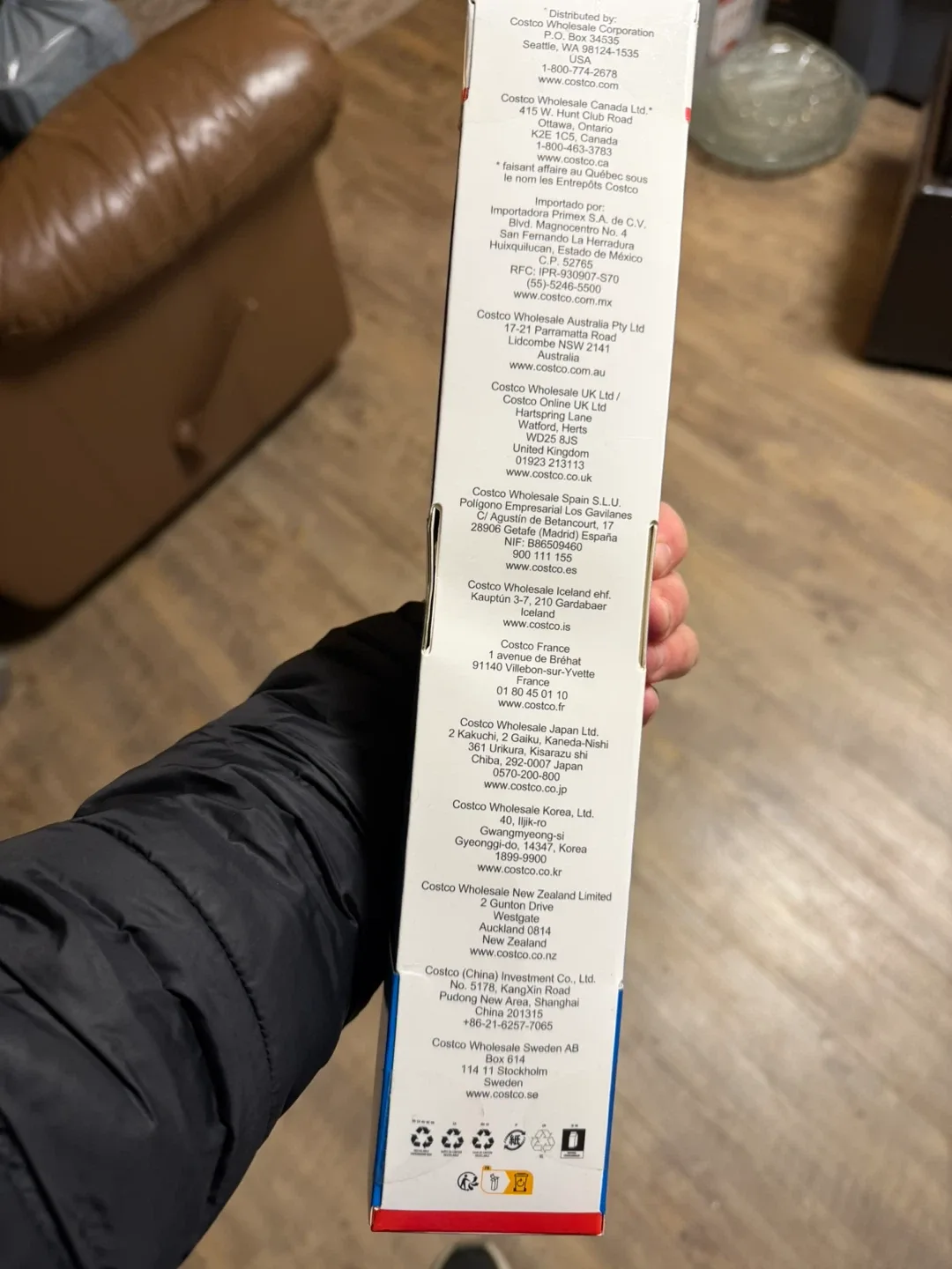 New ShedRain WINDPRO Umbrella - Never Used! image indicator(4)