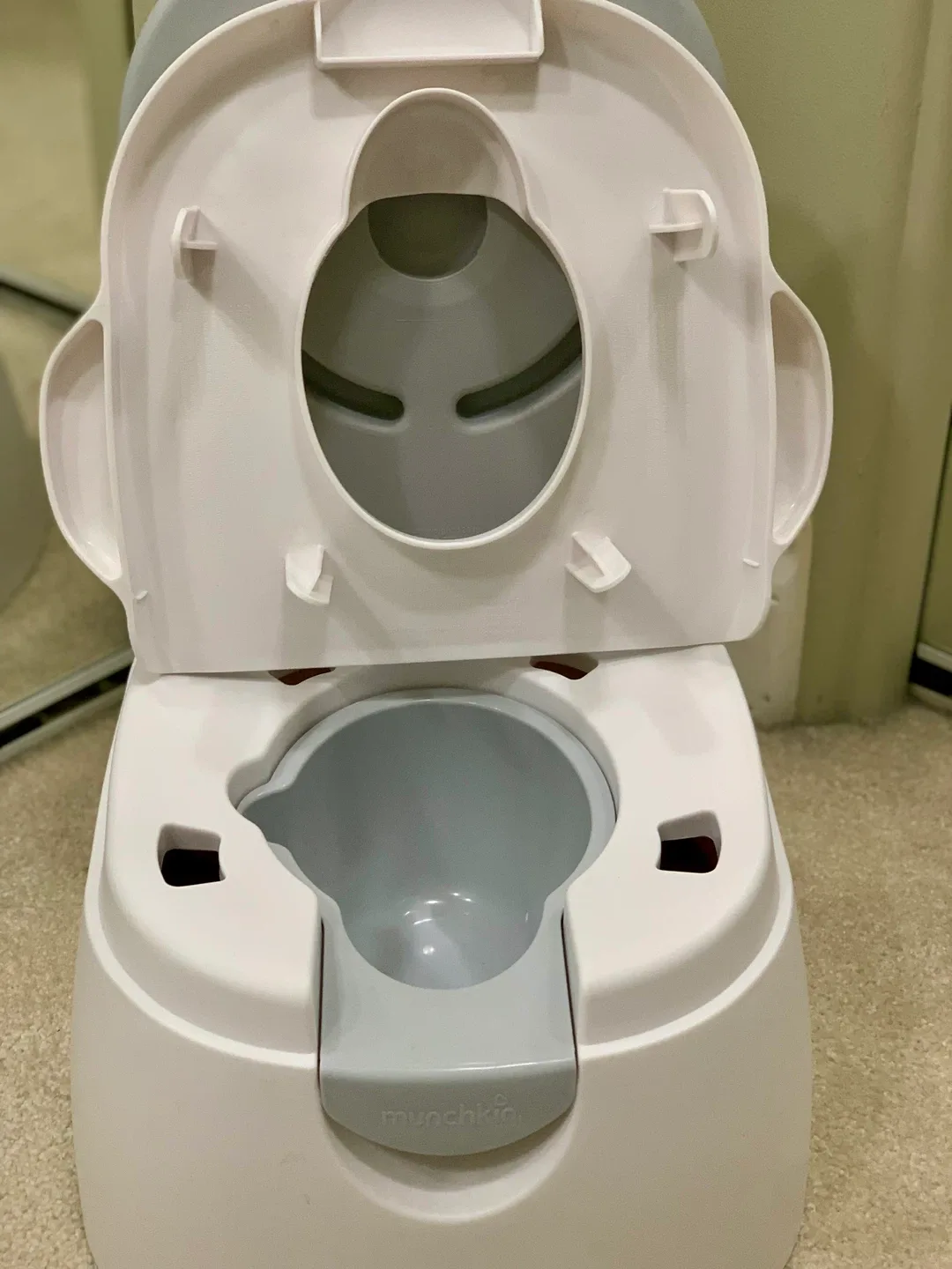 Munchkin Potty Training Toilet/Step Stool image indicator(5)