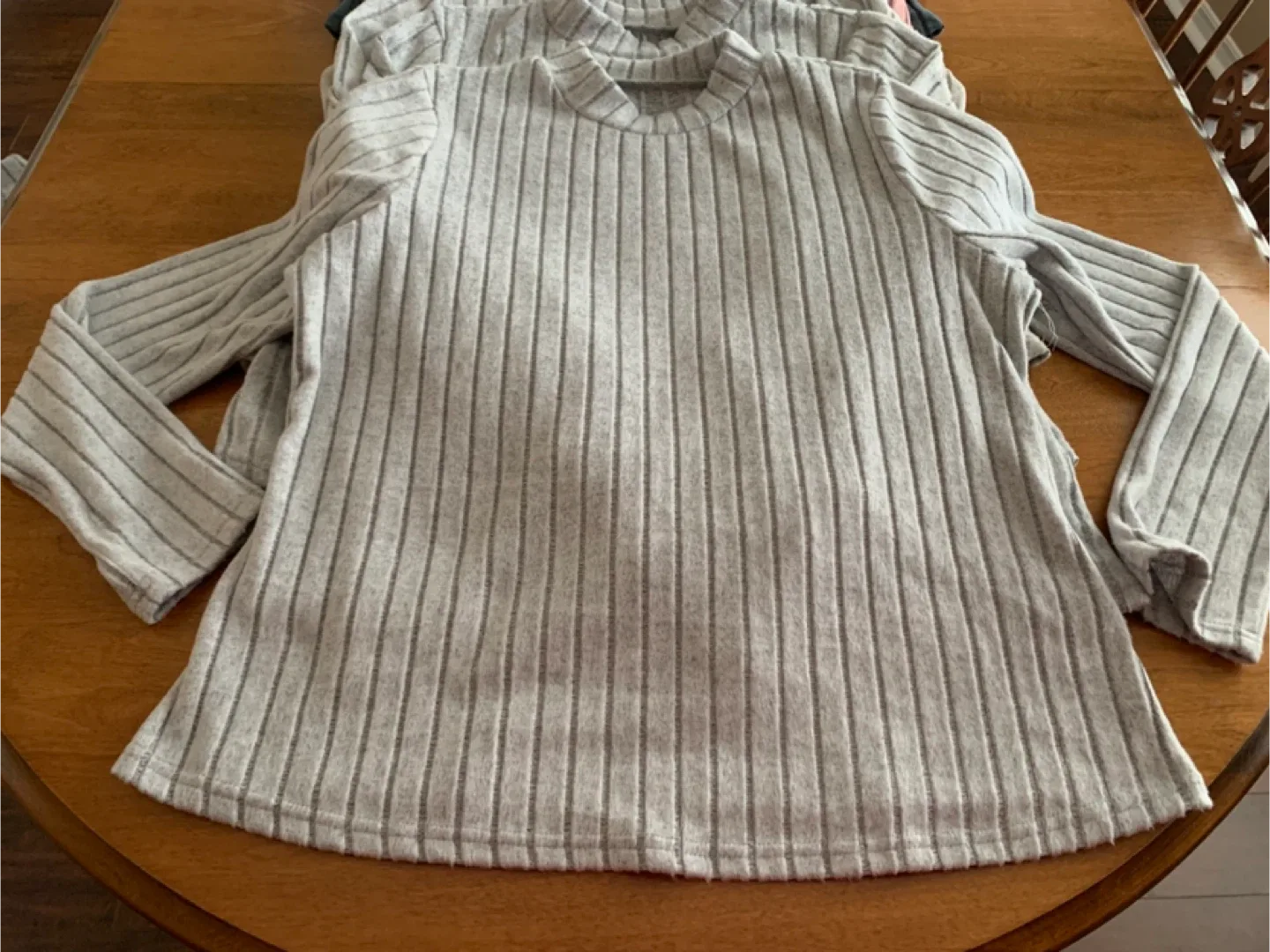 Women’s Crew Neck Tops image indicator(5)