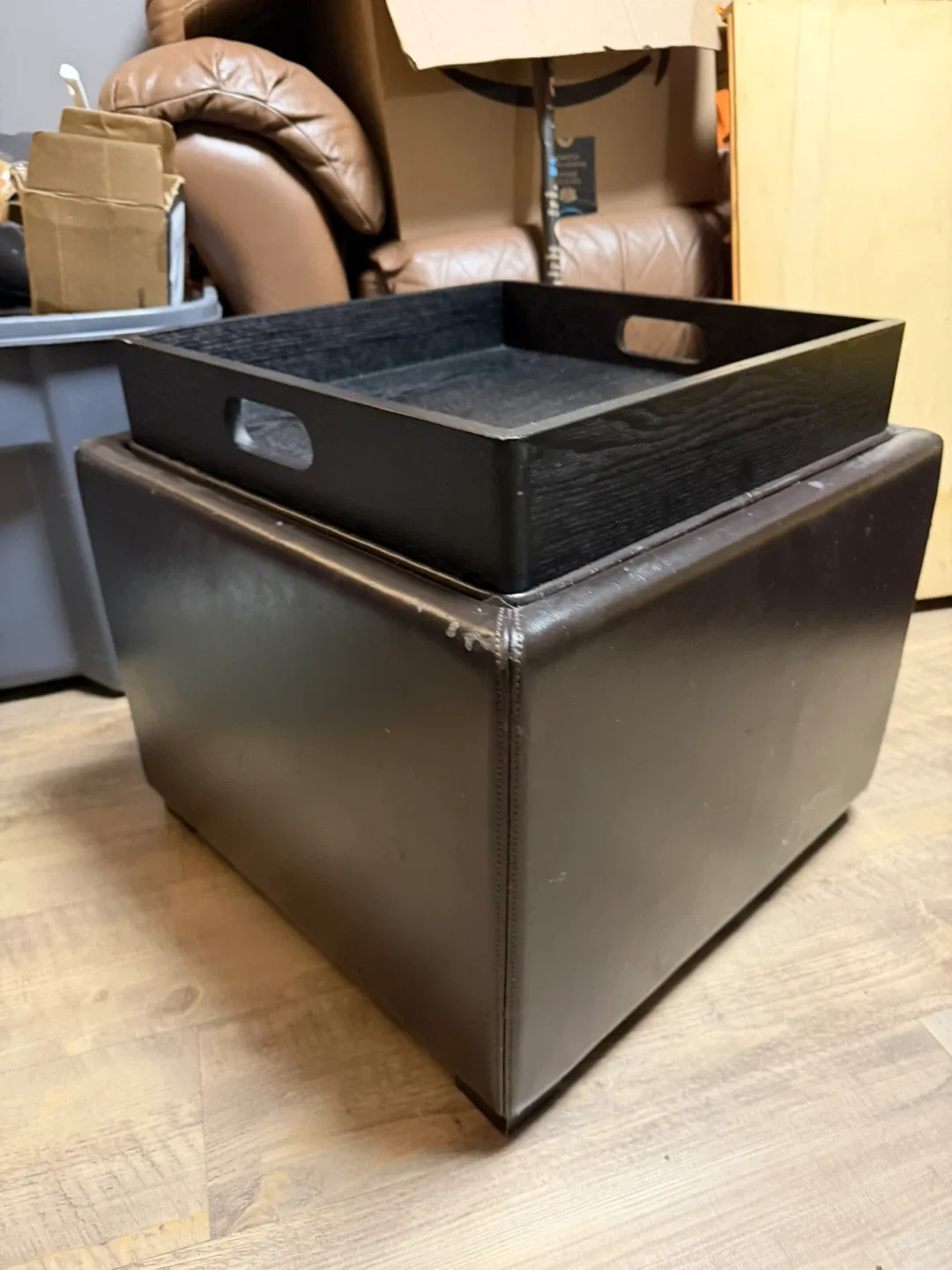 Storage Ottoman with Reversible Tray Top image indicator(6)