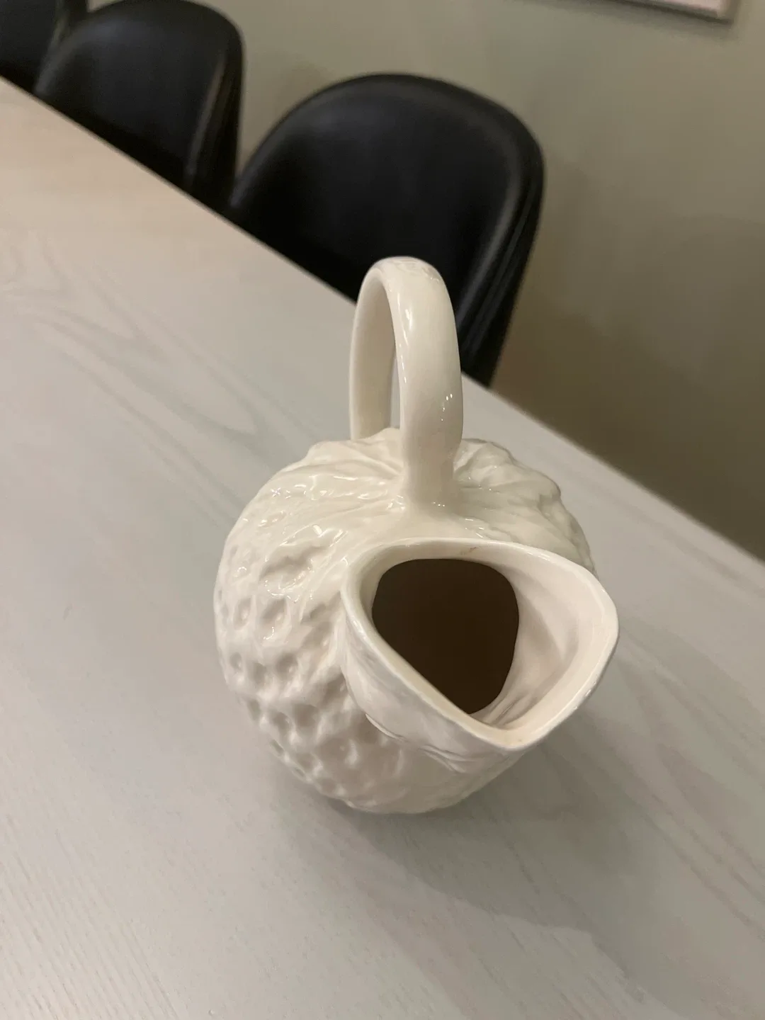 Strawberry Shaped Creamer image indicator(2)