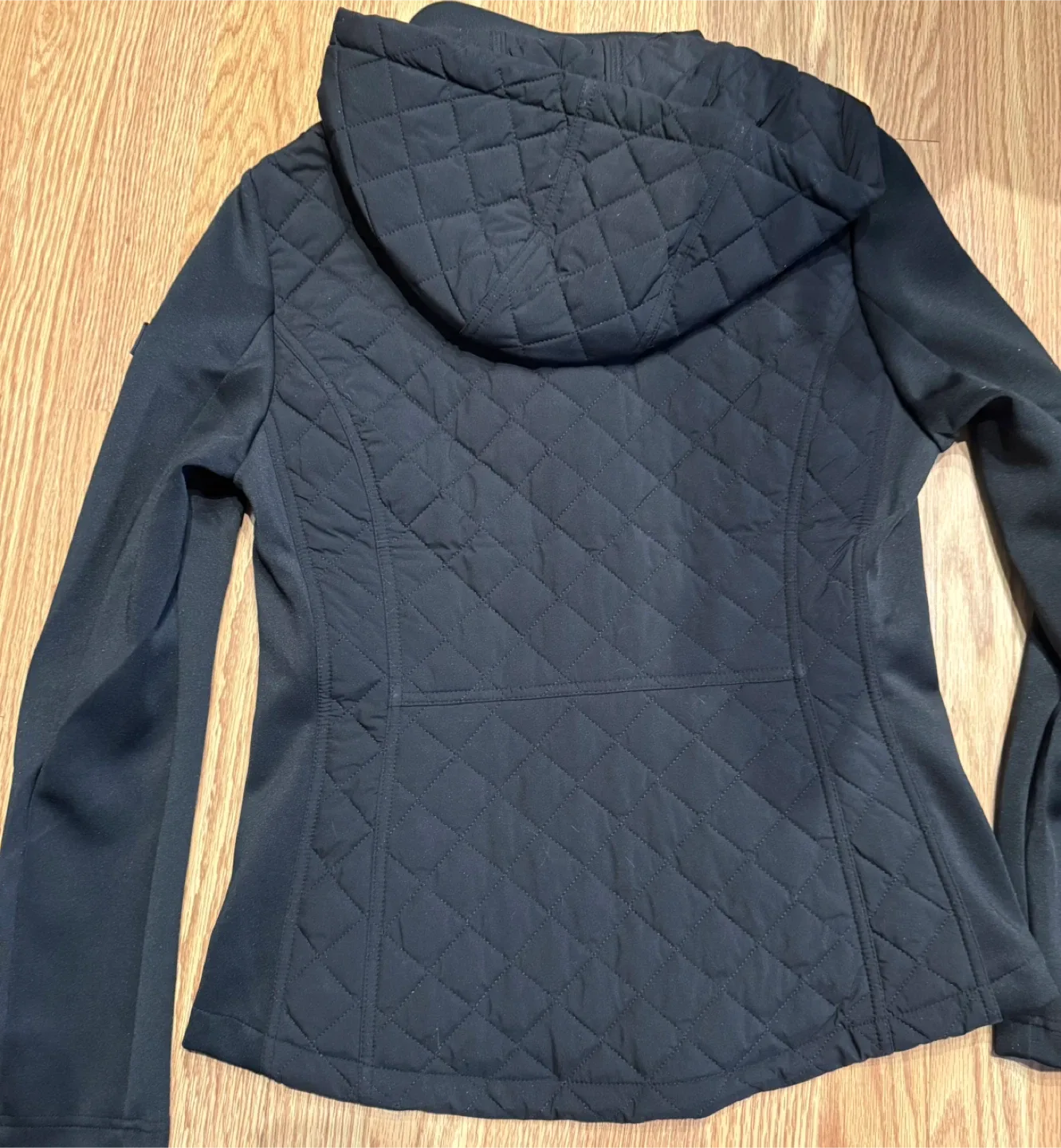 Andrew Marc Black Quilted Jacket - Size S image indicator(4)