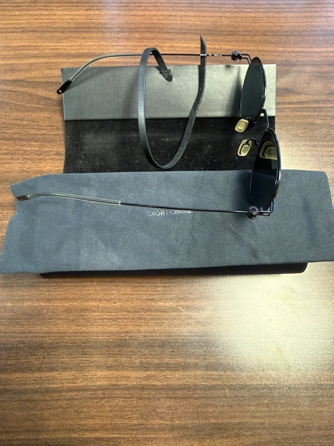 Montblanc MB0002S-001 Luxury Sunglasses – Italian Made image indicator(5)