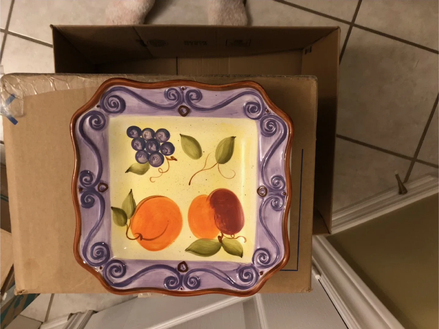 Garage sale - glassware, decorative plates, china image indicator(9)