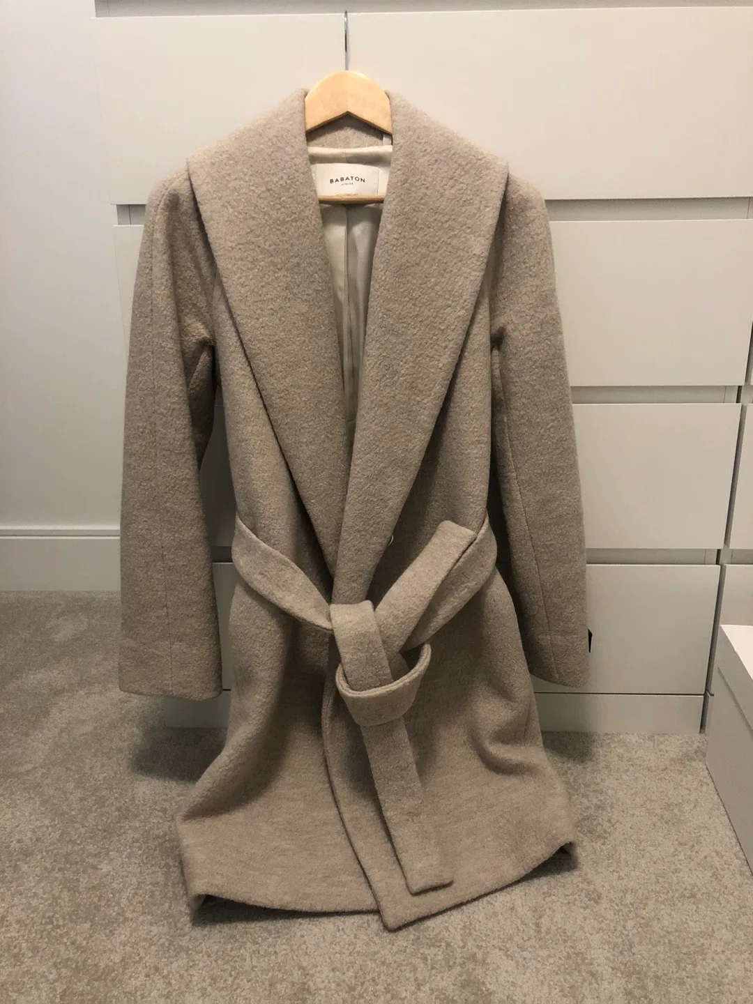 Aritzia Babaton 100% wool coat Oversized XS